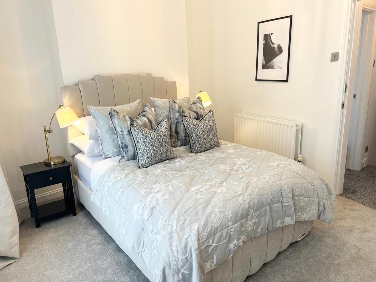Luxury Belfast Stay - Townhouse Eksteriør billede